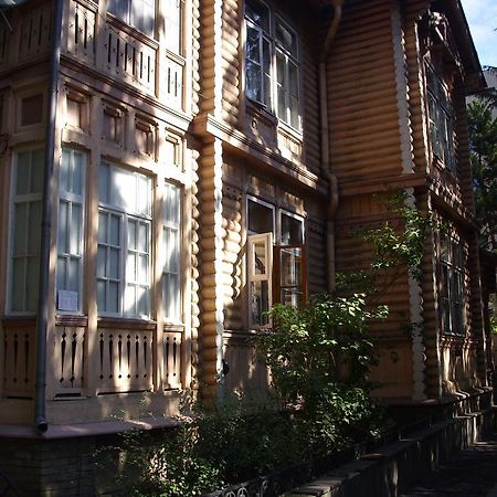 Old House Rustaveli Otel Borjomi Dış mekan fotoğraf
