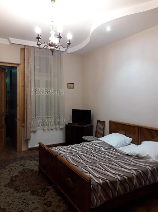 Old House Rustaveli Otel Borjomi Dış mekan fotoğraf