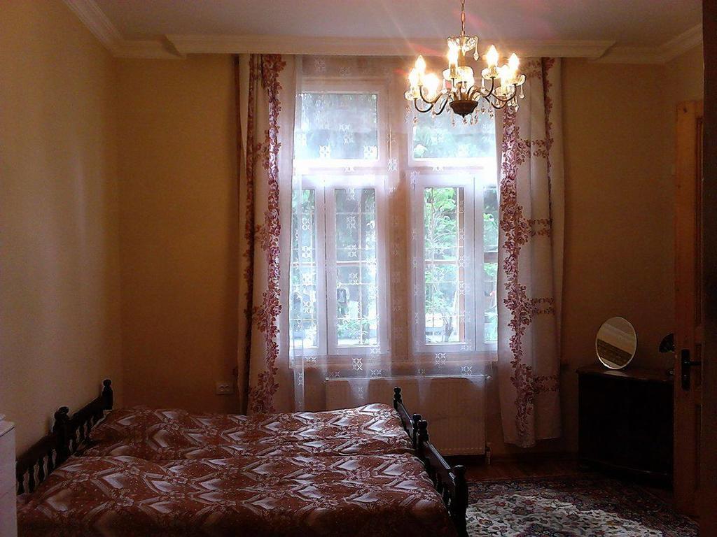 Old House Rustaveli Otel Borjomi Dış mekan fotoğraf